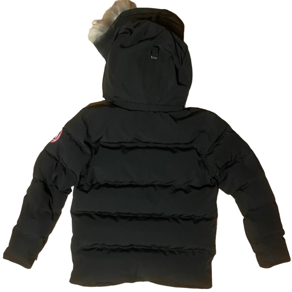 Wyndham Parka Heritage  slim-fitting style with fur hood trim